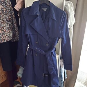 Vince Women's Blue Trench Coat M